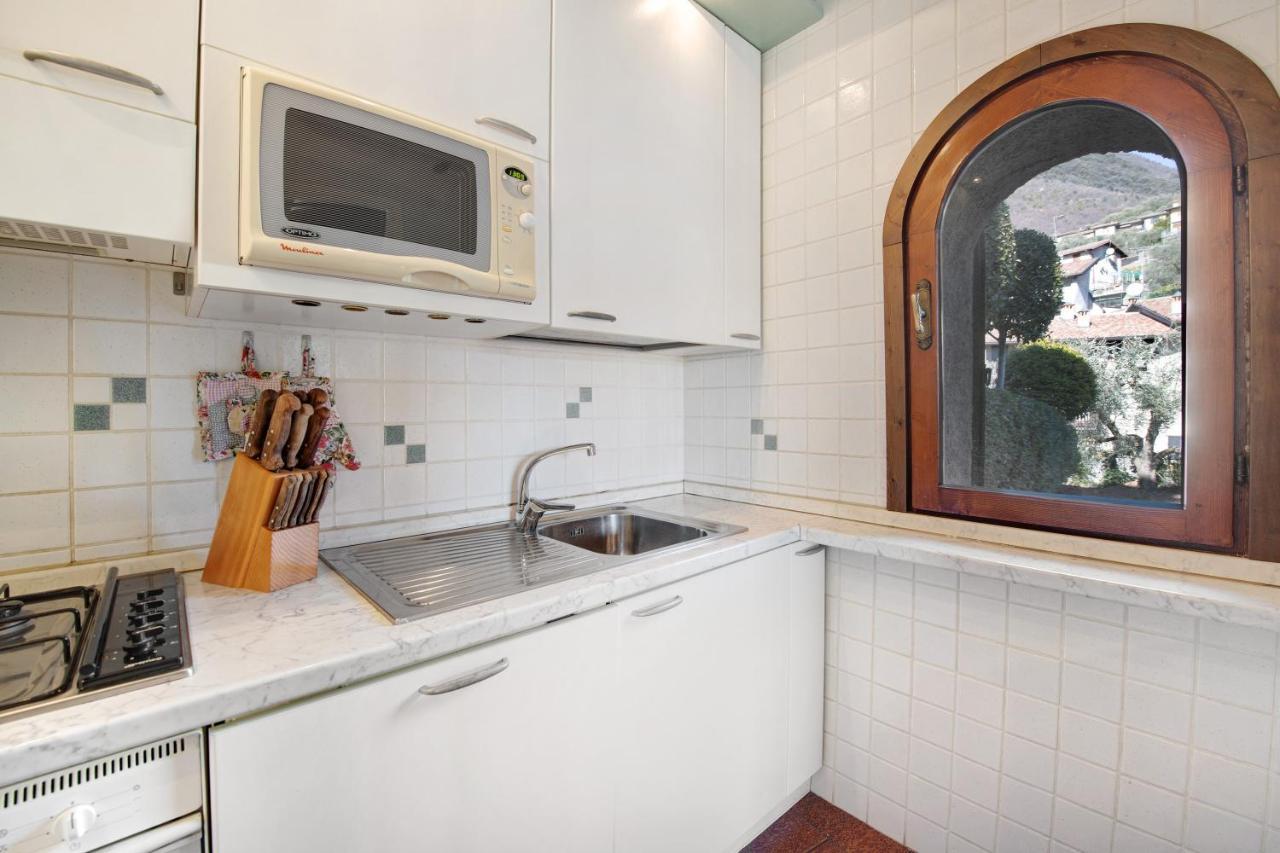 Lake View Apartment Gardone Riviera Zewnętrze zdjęcie